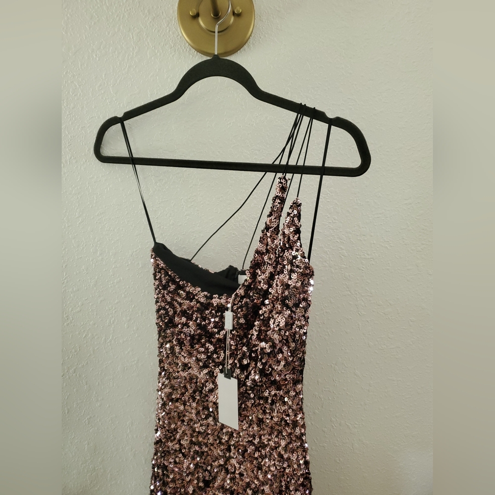 $129 Astr The Label Rose Sequin Stretch Cutout Bodycon Sheath Dress S NEW - Picture 4 of 9